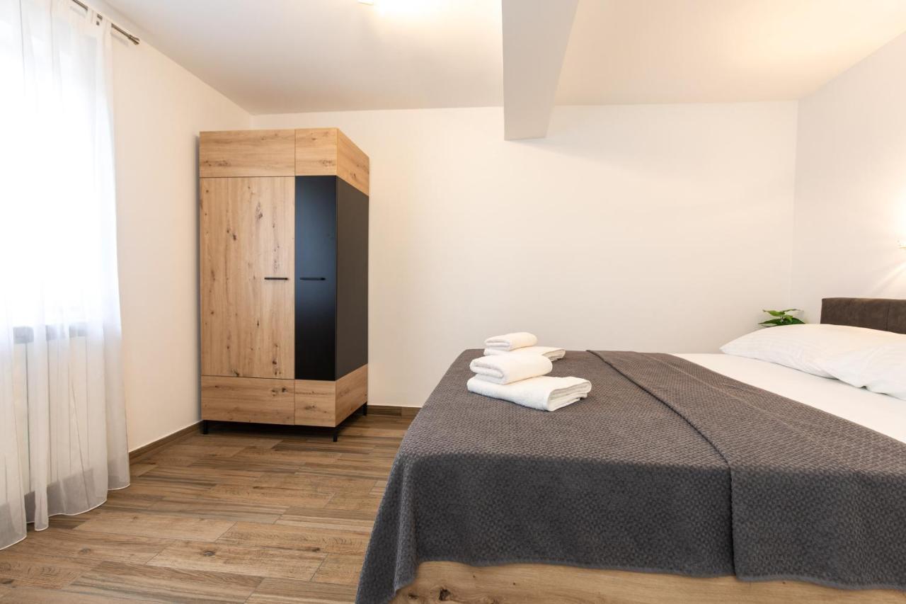 Apartments Stipancic Krk Town Kültér fotó